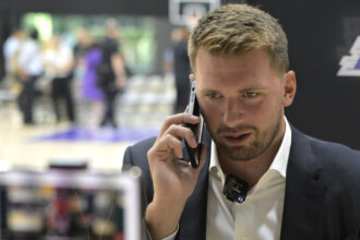 Luka Doncic Los Angeles Lakers media