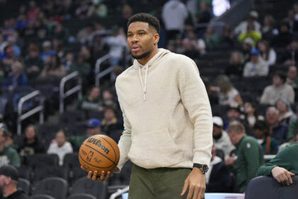Giannis Antetokounmpo Milwaukee Bucks
